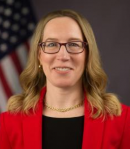 SEC Has No Jurisdiction to Look at Bitcoin for ETF Decision, Admits Commissioner SEC Has No Jurisdiction to Look at Bitcoin for ETF Decision, Admits Commissioner